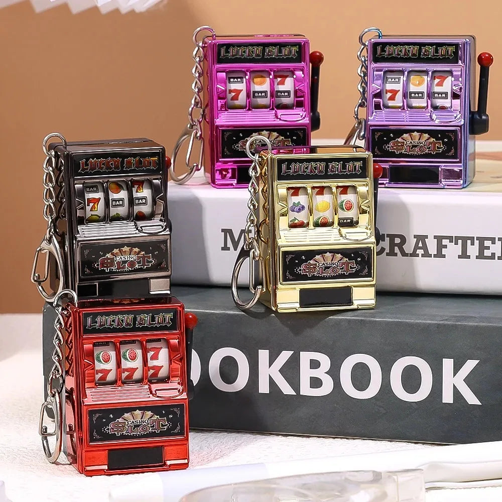 Mini Slot Machine – Chaveiro Cassino